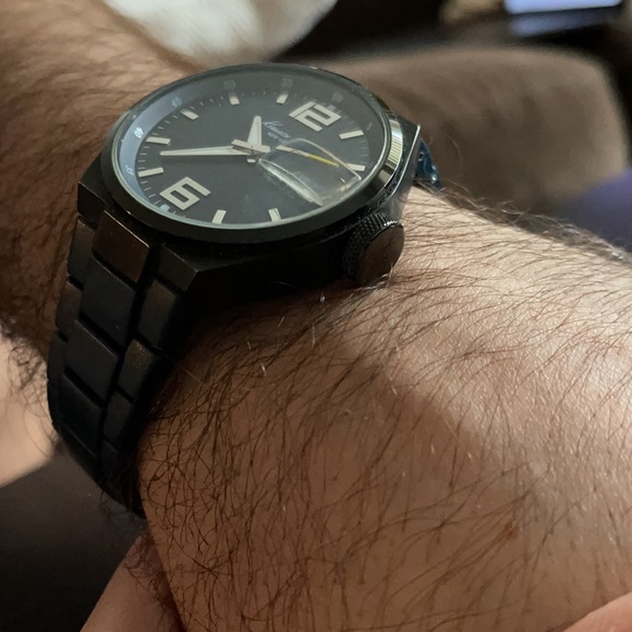 Kenneth Cole Men’s Watch - Picture 2 of 5